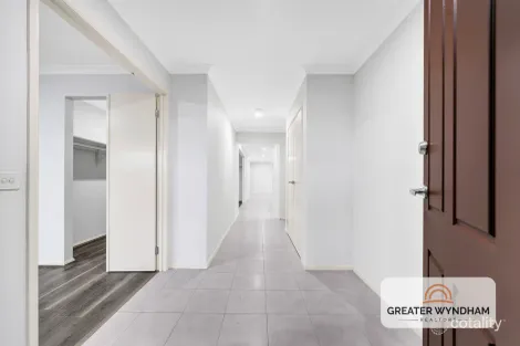 Property photo of 7 Bloomfield Place Truganina VIC 3029