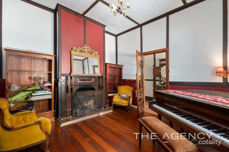 Property photo of 7 Old York Road Greenmount WA 6056