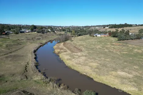 Property photo of 1 Meagher Street Yass NSW 2582