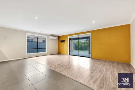 Property photo of 38 Winona Circuit Tarneit VIC 3029