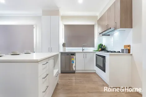 Property photo of 49 Vielo Circuit Clyde North VIC 3978