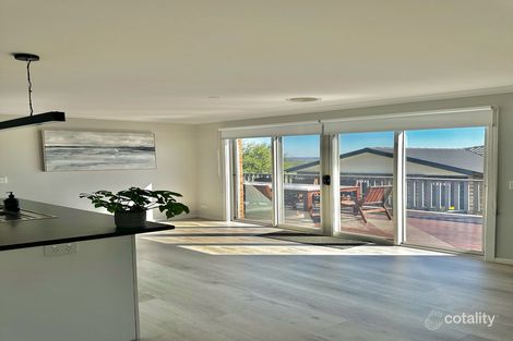 Property photo of 3 Peppermint Place Mount Pleasant VIC 3350