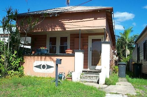 8 Buxton Lane, Adamstown, NSW 2289