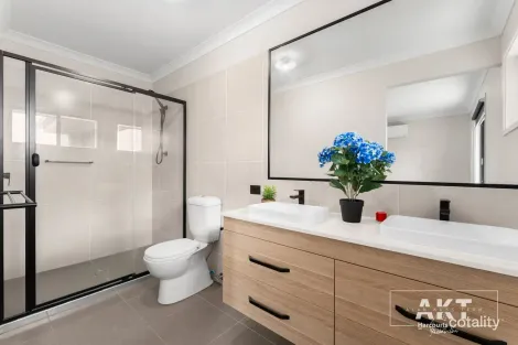 Property photo of 55 Oxford Drive Flagstone QLD 4280