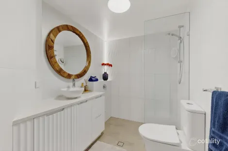 Property photo of 4/10-16 Tarcoola Crescent Surfers Paradise QLD 4217