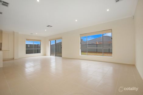 Property photo of 66 Sustainable Drive Craigieburn VIC 3064