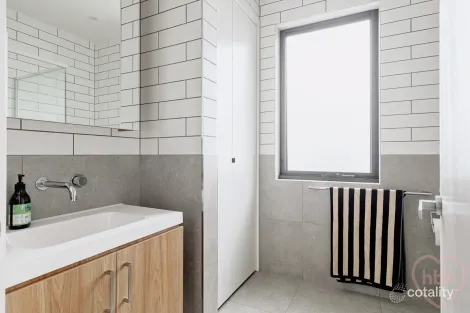 Property photo of 95/105 Redfern Street Macquarie ACT 2614