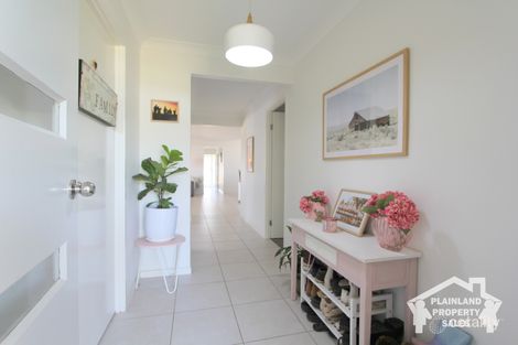 Property photo of 3 Kerry View Court Forest Hill QLD 4342