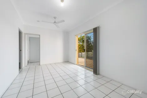 Property photo of 18 Marilyn Monroe Court Parkwood QLD 4214