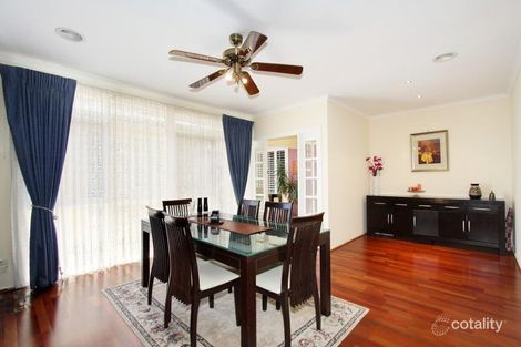 Property photo of 2 Illuka Crescent Mount Waverley VIC 3149