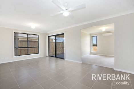 Property photo of 19 Asimus Circuit Elderslie NSW 2570