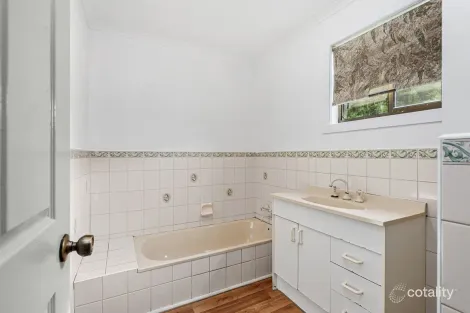 Property photo of 175 Scott Parade Ballarat East VIC 3350