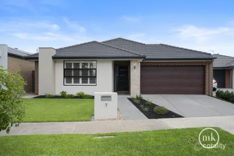 7 Sukarna Ct, Doreen, VIC 3754