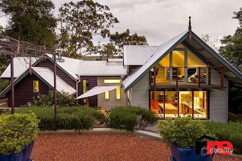 26 Contour Rd, Roleystone, WA 6111