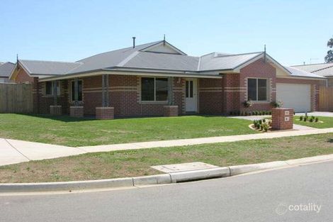 15 Mcmillan Dr, Warragul, VIC 3820