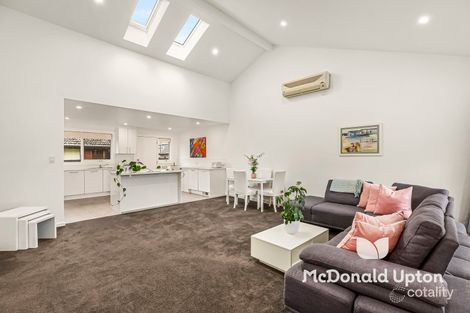Property photo of 9/8-12 Gillies Street Essendon North VIC 3041