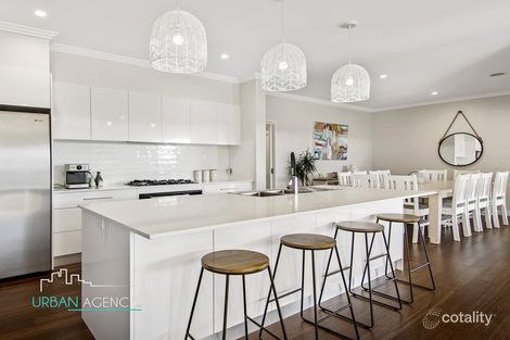 Property photo of 20 Taloumbi Place Orange NSW 2800