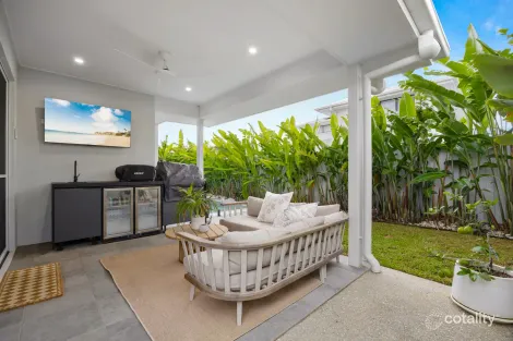 Property photo of 8 McKinlay Crescent Nirimba QLD 4551