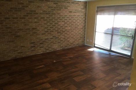 Property photo of 2/4 Conoble Court Eagleby QLD 4207