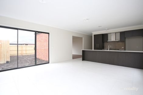 Property photo of 33 Camaro Drive Cranbourne East VIC 3977