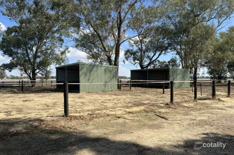 32 Racecourse Rd, Berrigan, NSW 2712