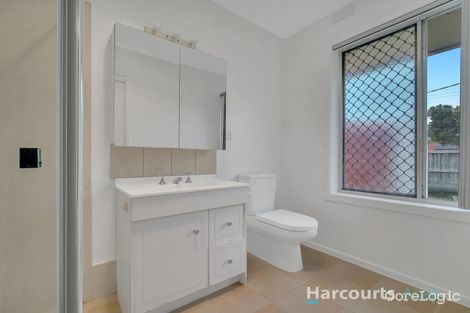 Property photo of 8 Fair Crescent Dandenong North VIC 3175