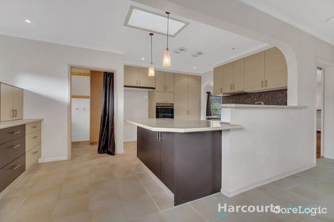 Property photo of 8 Fair Crescent Dandenong North VIC 3175