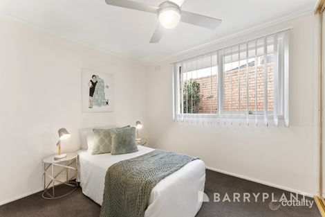 Property photo of 33 Norfolk Crescent Bundoora VIC 3083