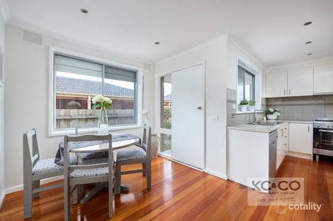 Property photo of 98 Illawarra Crescent Dandenong North VIC 3175