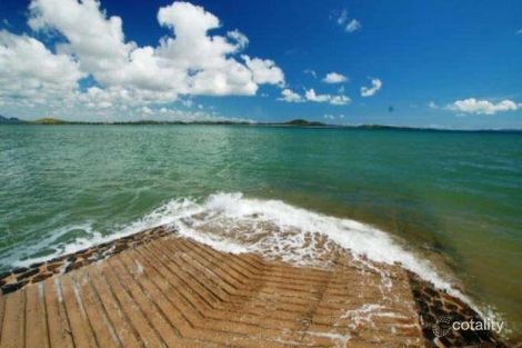 Property photo of 19 Taylor Street Keppel Sands QLD 4702