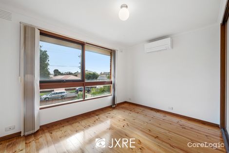 Property photo of 8 Hunt Crescent Clarinda VIC 3169
