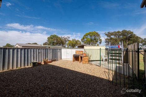 Property photo of 8 Mansfield Road Temora NSW 2666
