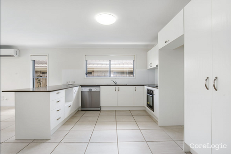 Property photo of 65 Milbrook Crescent Pimpama QLD 4209