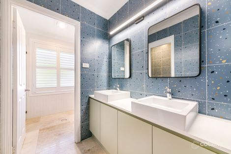 Property photo of 33 Goldfinch Crescent Bella Vista NSW 2153