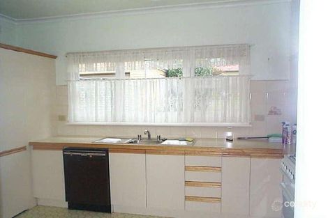 Property photo of 39 Kambea Crescent Viewbank VIC 3084