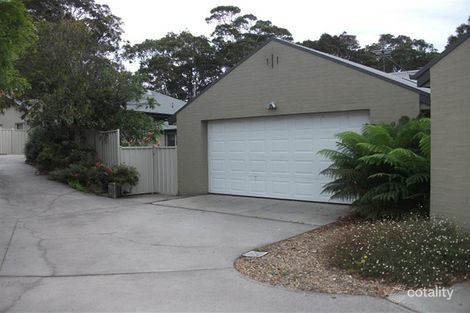 Property photo of 3 Crest Crescent Moruya Heads NSW 2537