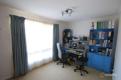 Property photo of 17 Buckley Circuit Kambah ACT 2902