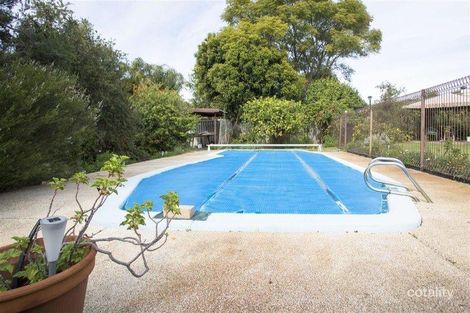 14 Chobham Way, Morley, WA 6062