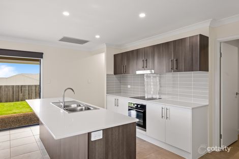 Property photo of 36 Ace Drive Glenvale QLD 4350