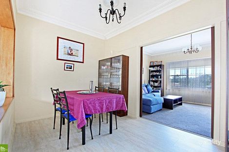 Property photo of 50 Bruce Street Unanderra NSW 2526