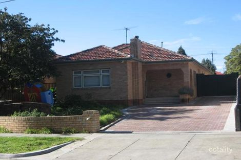 14 Griffiths St, Reservoir, VIC 3073