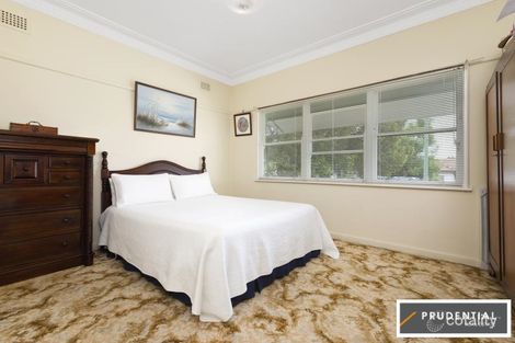 Property photo of 10 Rosalind Crescent Campbelltown NSW 2560
