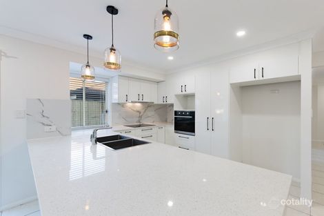 Property photo of 32 Oakmont Avenue Cornubia QLD 4130