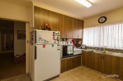 Property photo of 3 Coustley Avenue Ouyen VIC 3490