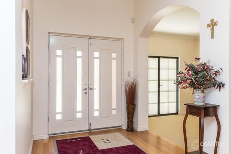 Property photo of 13 Santara Circle Dianella WA 6059