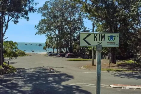 Property photo of 21 Kim Crescent Macleay Island QLD 4184