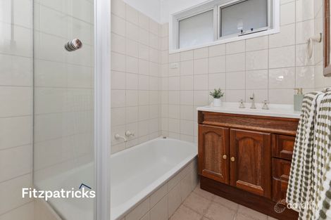 Property photo of 6 Quambi Place Mount Austin NSW 2650