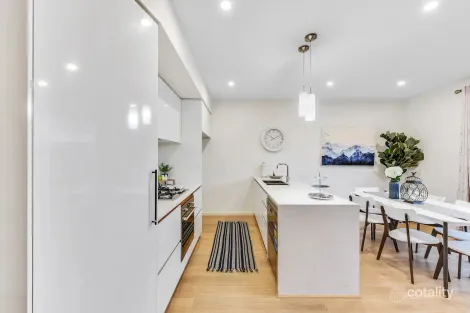 Property photo of 1 Mulberry Grove Keysborough VIC 3173