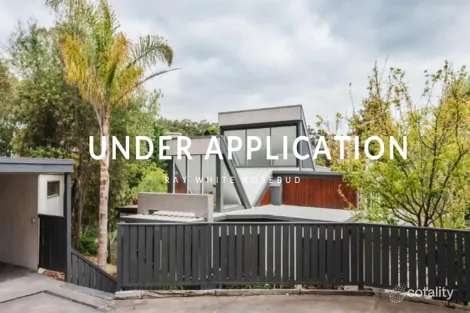 Property photo of 16 Arthurs Avenue McCrae VIC 3938