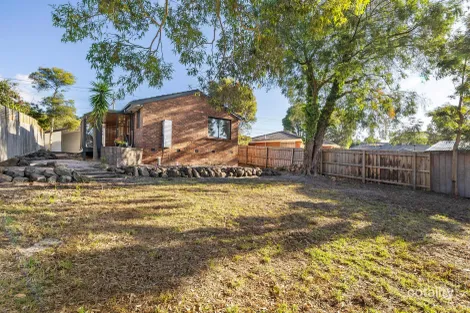 Property photo of 16 Leawarra Parade Frankston VIC 3199